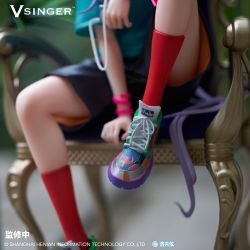  Vsinger - Luo Tianyi - Uncharted Flower Garden Regular Wear Figure