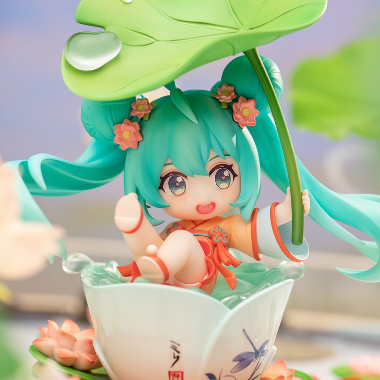 Piapro Characters - Hatsune Miku Playing in the Lotus Pond Ver.