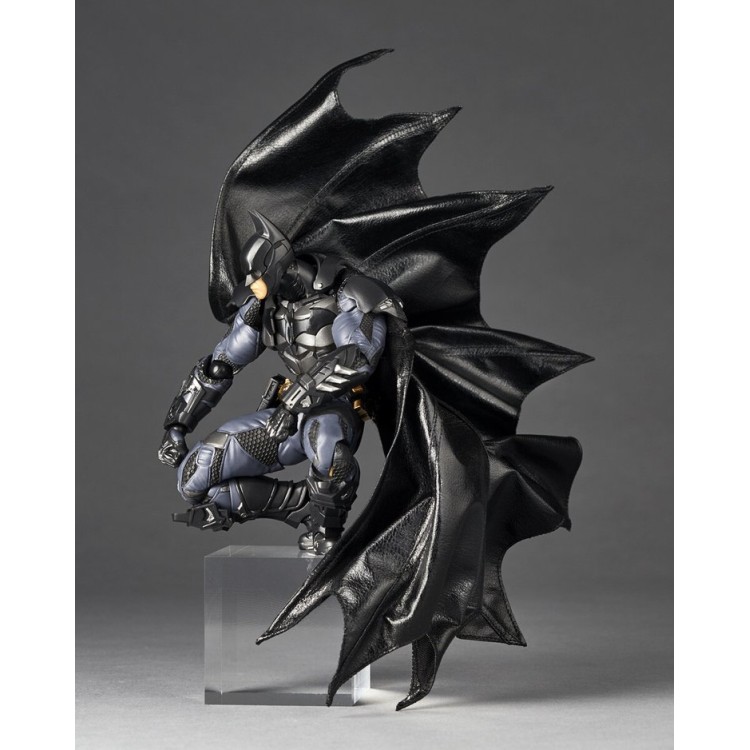 Batman: Arkham Knight - Batman - Amazing Yamaguchi - Revoltech - Arkham Knight Ver. (Kaiyodo)