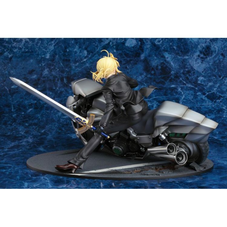 Fate/Zero - Altria Pendragon - 1/8 - Saber, Motored Cuirassier (Good Smile Company)
