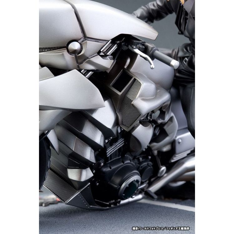 Fate/Zero - Altria Pendragon - 1/8 - Saber, Motored Cuirassier (Good Smile Company)