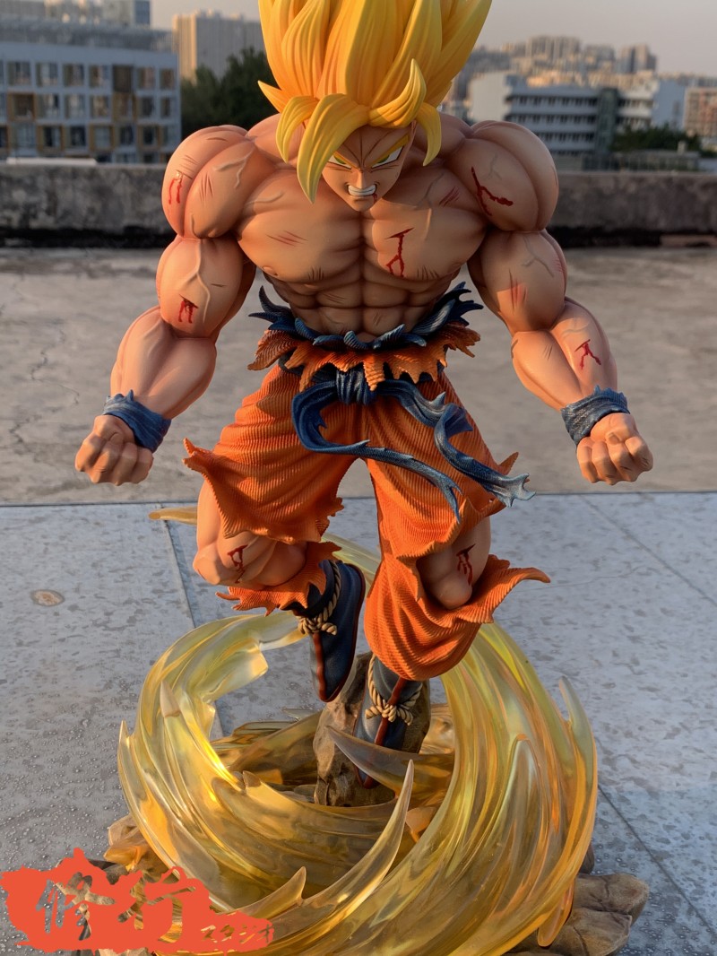 Practice Studio - Son Goku SSJ Resin Statue